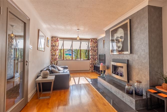 12 The Orchards, Montenotte, Cork
