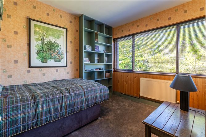 12 The Orchards, Montenotte, Cork