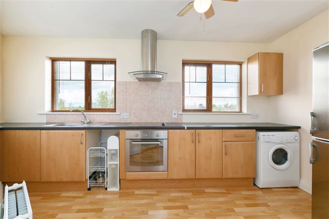 44 Straffan Grove, Straffan Wood, Maynooth, Co. Kildare