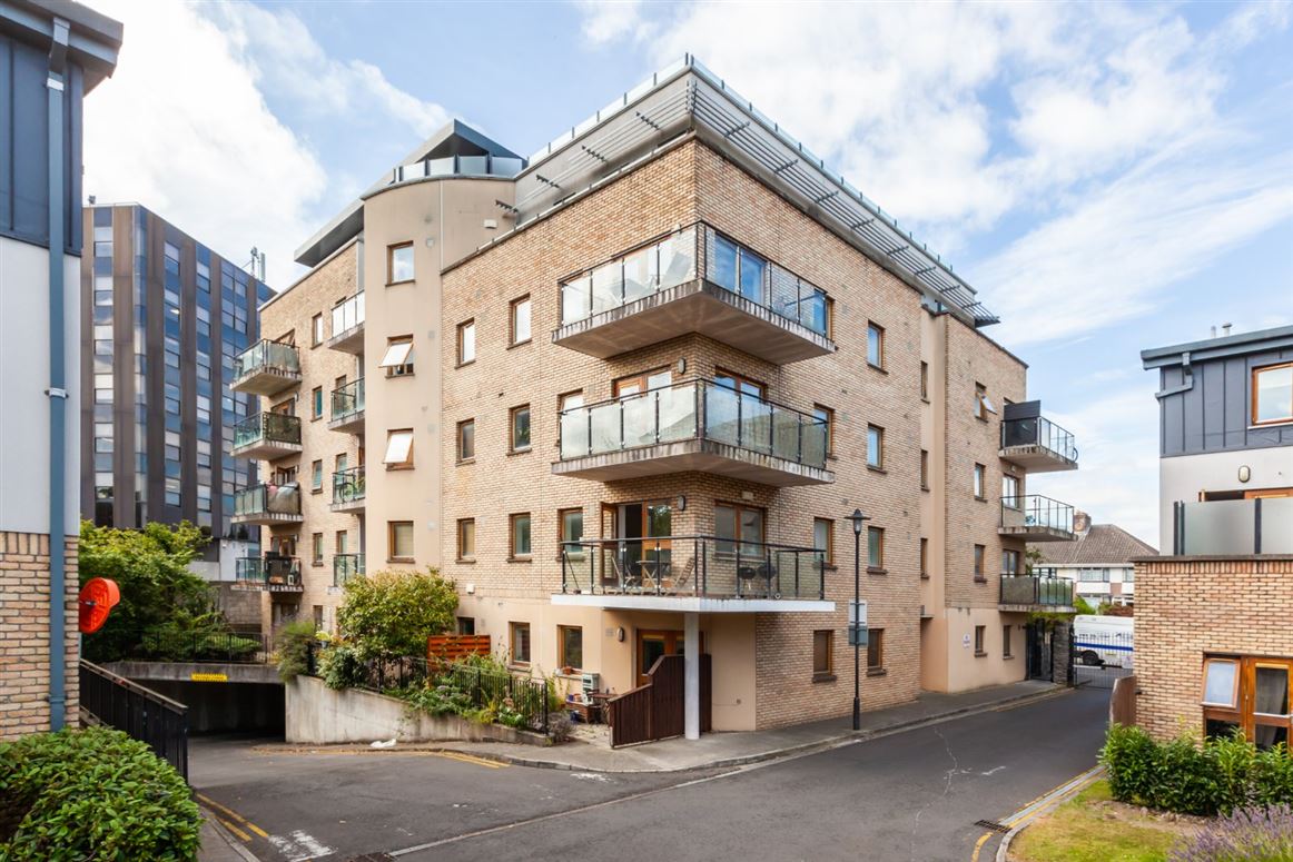 22 Bradogue Court, Annamoe Road, Dublin 7