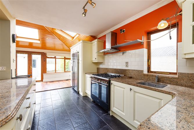 30 Castlerosse Crescent, Baldoyle, Dublin 13