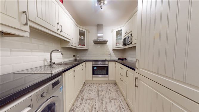 Apt 6 Beechwood House, Eaton Wood Square, Shankill, Dublin 18