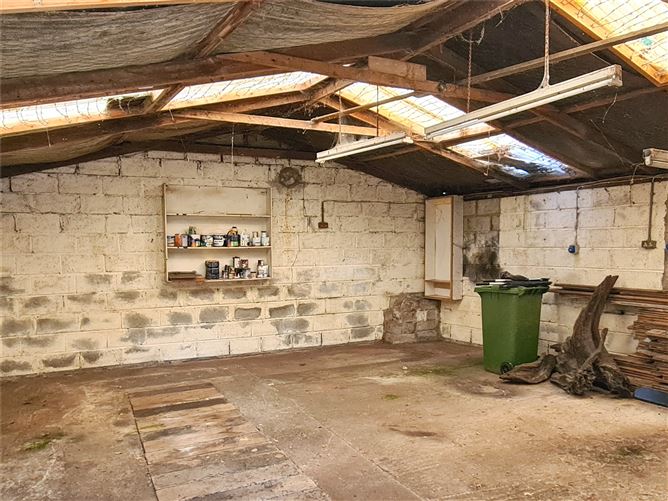 1 Connolly Terrace, Stradavoher, Thurles, Co. Tipperary