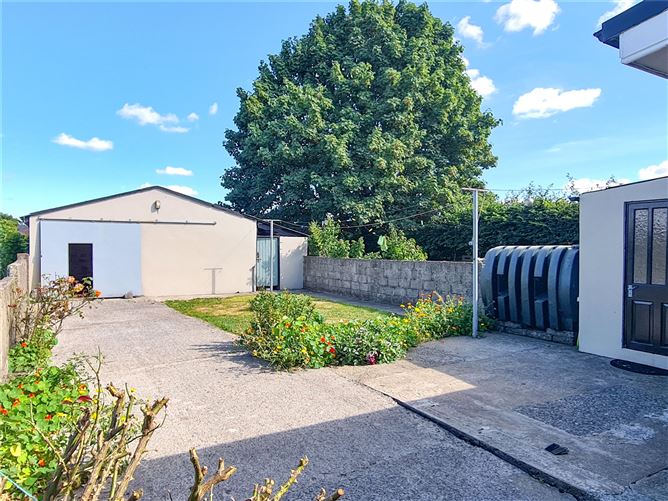 1 Connolly Terrace, Stradavoher, Thurles, Co. Tipperary