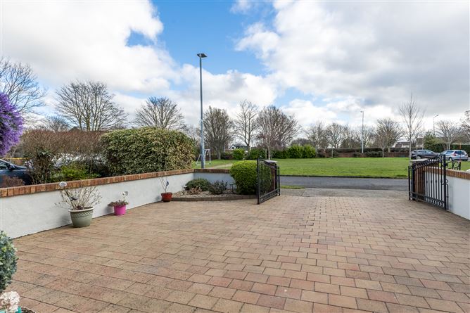 21 Luttrell Park Green, Castleknock, Dublin 15