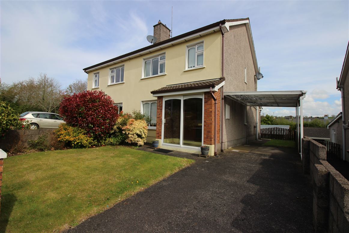 2 Oakwood, Macroom, Cork