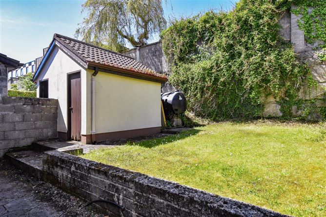 31 Forster Court, Galway City Centre