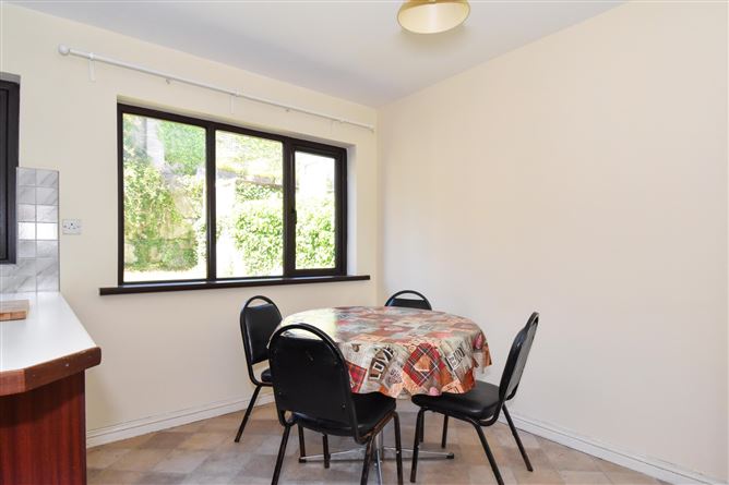 31 Forster Court, Galway City Centre
