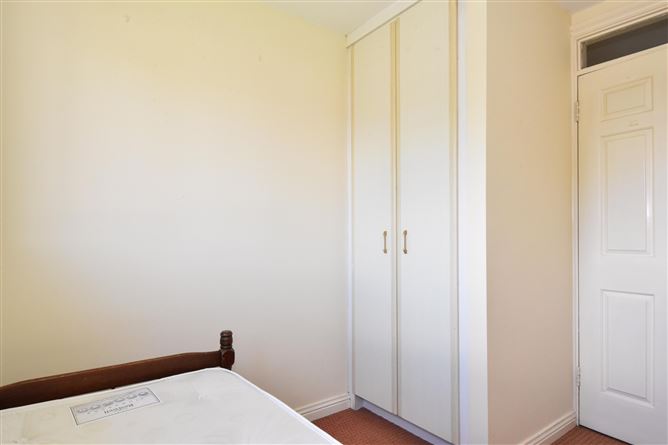 31 Forster Court, Galway City Centre