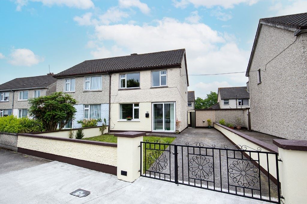 77 Larchfield, Nuncio Road, Kilkenny Sherry FitzGerald McCreery