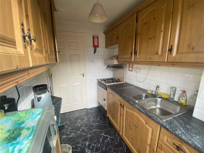 28 Sarsfield Avenue, Garryowen, County Limerick