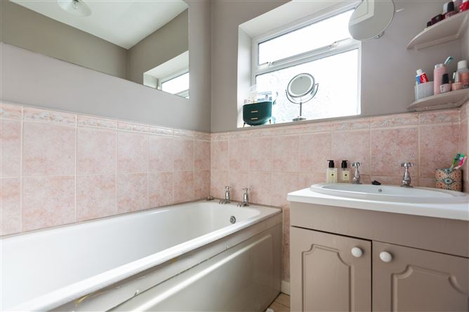 31 Trimleston Gardens, Booterstown, County Dublin
