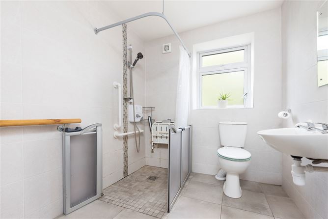 3 Beechwood Apartments, Carrickhill Road Upper, Portmarnock,   County Dublin