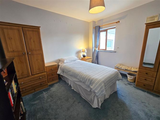 11 Holland Place, Liscannor, Co. Clare