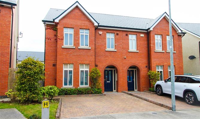 12 The Close, Citywest Village, Citywest, Dublin 24
