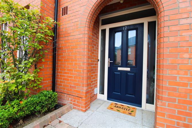 12 The Close, Citywest Village, Citywest, Dublin 24