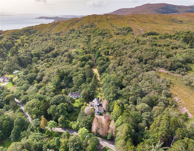 Derreenafoyle, Blackwater Bridge, Kenmare, Co. Kerry
