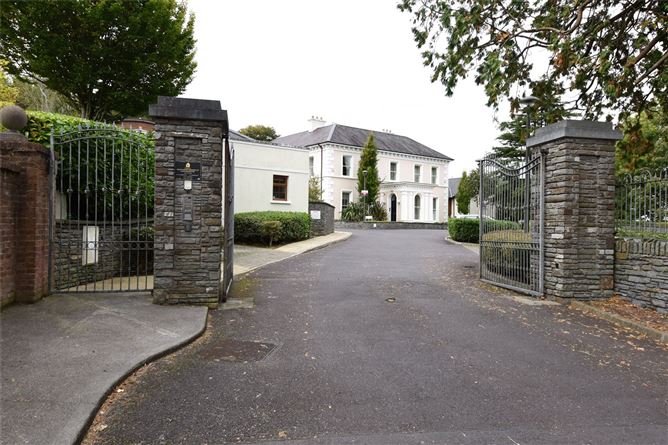 12 Douglas House, Maryborough Hill, Douglas, Co. Cork