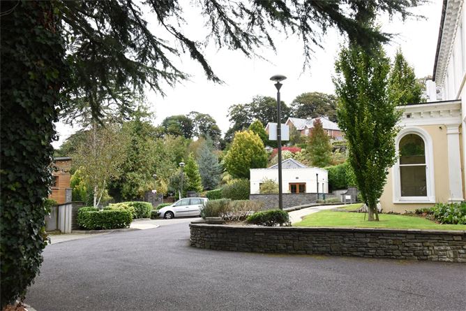 12 Douglas House, Maryborough Hill, Douglas, Co. Cork