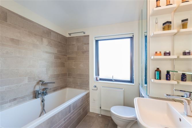 62 Newgrange Road, Cabra, Dublin 7