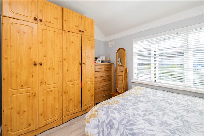 227 Larkhill Road, Whitehall, Dublin 9