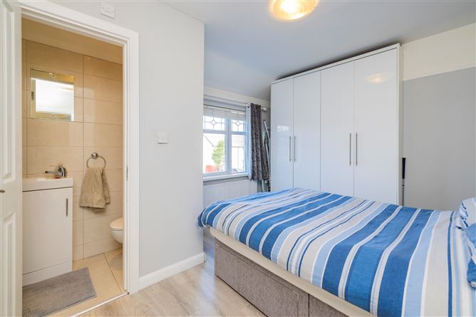 227 Larkhill Road, Whitehall, Dublin 9