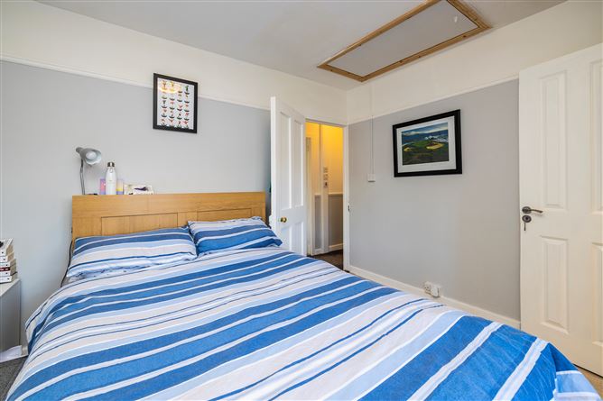 227 Larkhill Road, Whitehall, Dublin 9