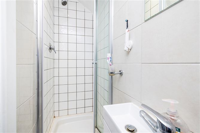 227 Larkhill Road, Whitehall, Dublin 9