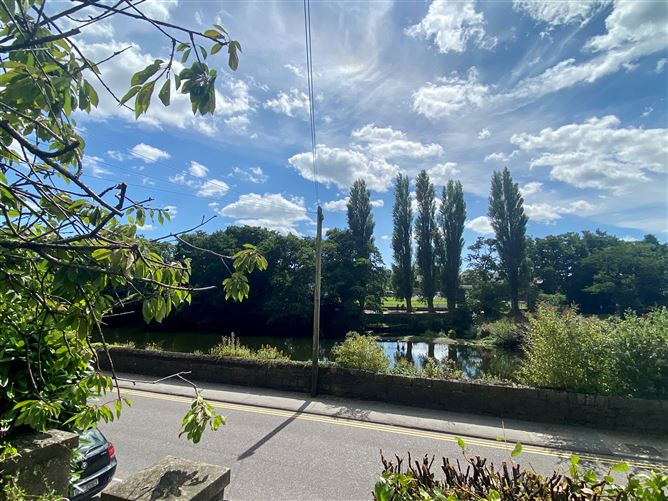 2 Carlisle Terrace, Sundays Well, Cork City