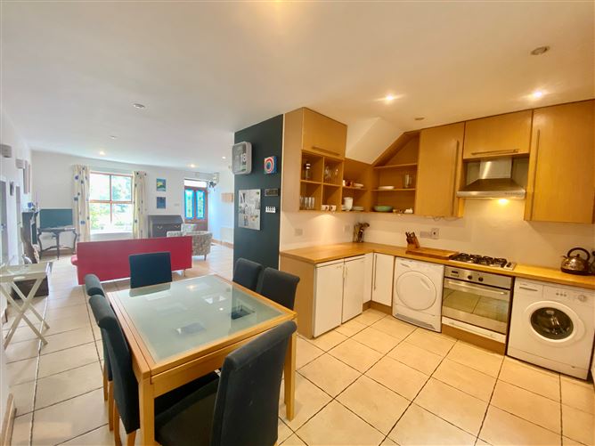 2 Carlisle Terrace, Sundays Well, Cork City