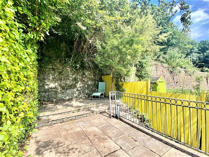 2 Carlisle Terrace, Sundays Well, Cork City