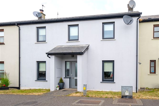 105 Riversdale, Riversdale, Rathcormac, Co. Cork.