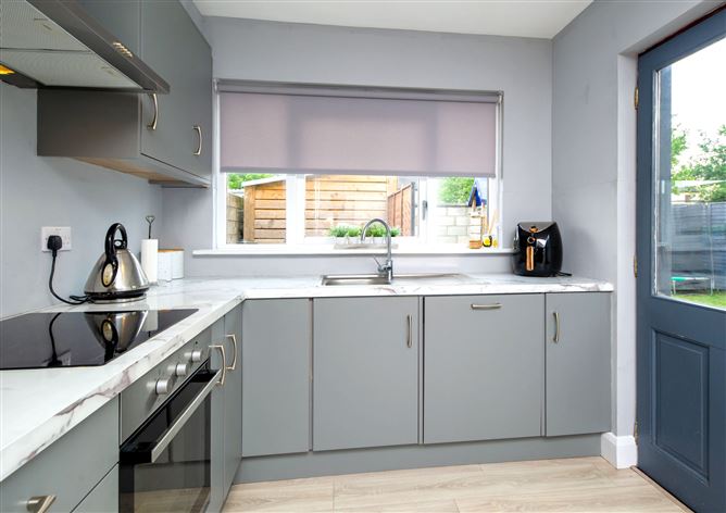 105 Riversdale, Riversdale, Rathcormac, Co. Cork.