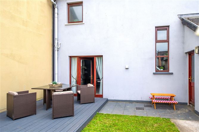 105 Riversdale, Riversdale, Rathcormac, Co. Cork.