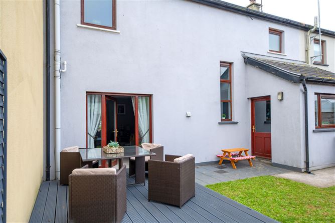 105 Riversdale, Riversdale, Rathcormac, Co. Cork.