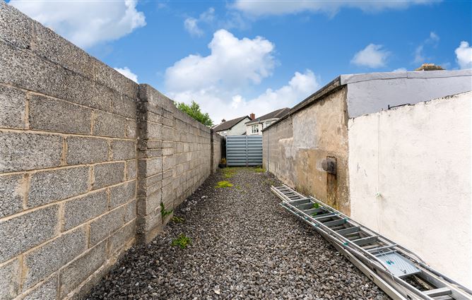 21 McKee Avenue, Finglas, Dublin 11