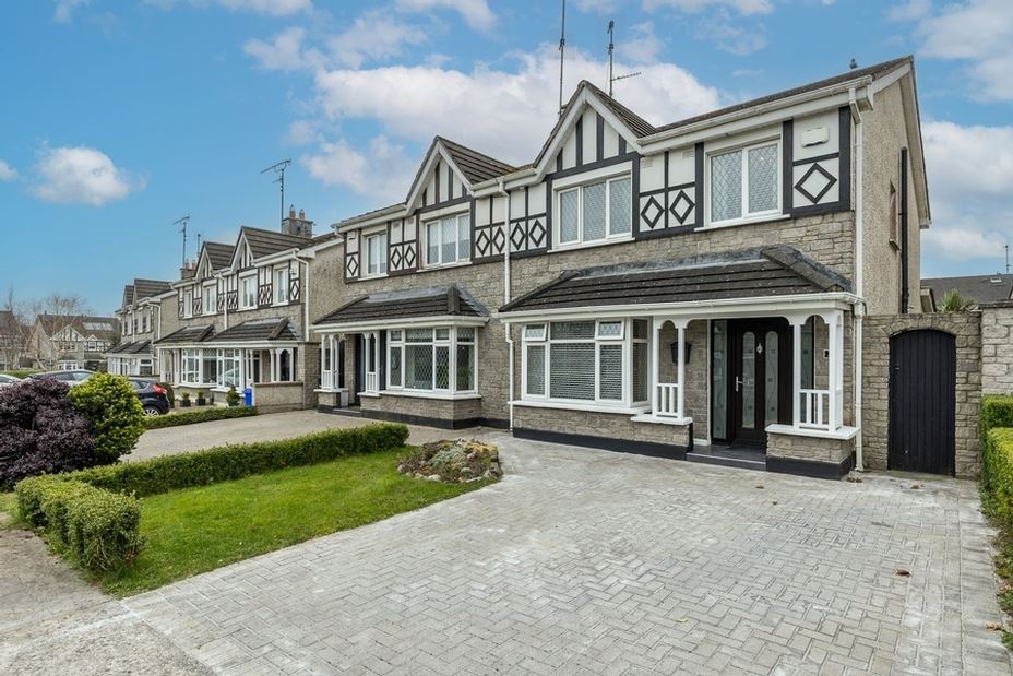 33 Jamestown Park, Ratoath, Co. Meath, .