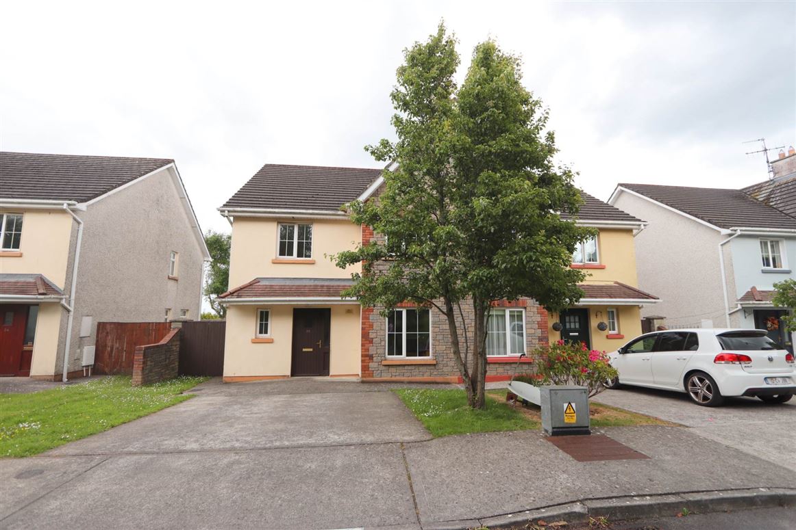 35 Manor Hill, Charleville, County Cork