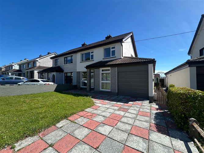 Photo 1 of 29 — 3 Glenthorn Road, Dublin Hill, Cork