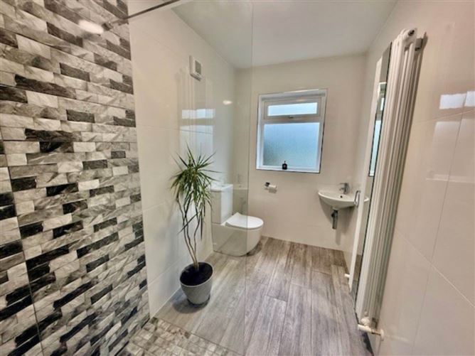 Cloondine, Kilbeacanty, Gort, County Galway