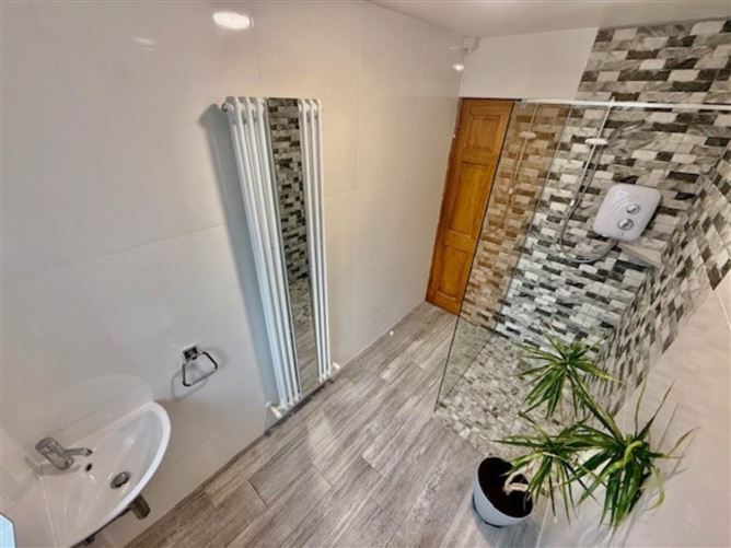 Cloondine, Kilbeacanty, Gort, County Galway