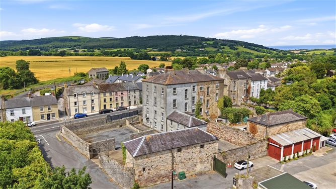 Abbey House, Abbey Street, Cahir, Co. Tipperary