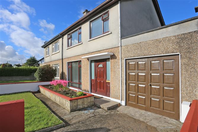Photo 3 of 30 — 19 Shannamore Park, Brookville Avenue, Clareview, Limerick
