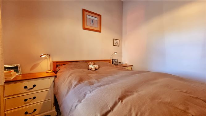 18 St Patrick's Cottages, Rathfarnham, Dublin 14