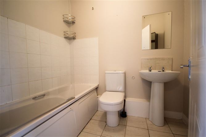 24 Woodleigh Grove, Blessington, Co. Wicklow., Blessington, Wicklow