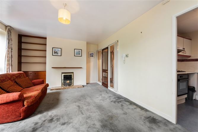 11 The Laurels, Main Street, Rathfarnham, Dublin 14