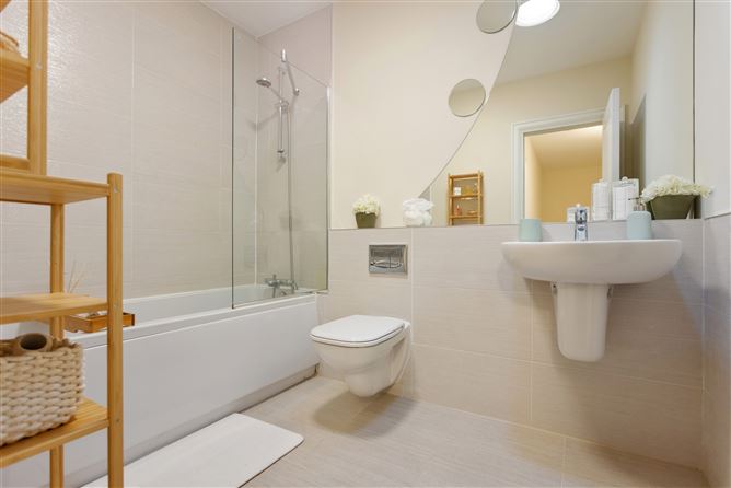 4 Hawthorn Grove, Bird Ave, Clonskeagh,   Dublin 14