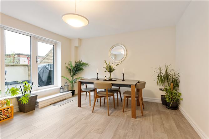 4 Hawthorn Grove, Bird Ave, Clonskeagh,   Dublin 14