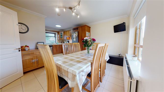 40 Carrabeag, Newport Road, Castlebar, Co. Mayo