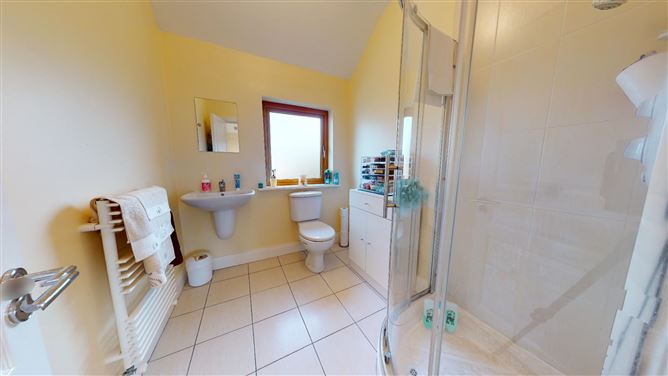 40 Carrabeag, Newport Road, Castlebar, Co. Mayo